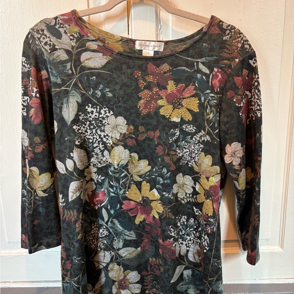 Christopher & Banks Green Floral Top - Picture 1 of 2